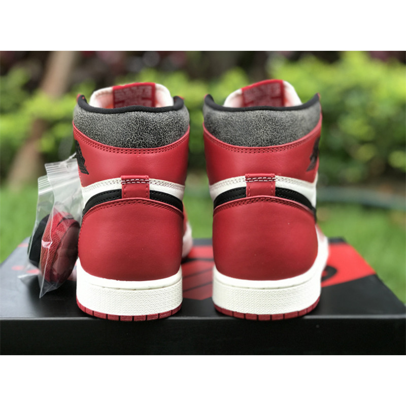 Jordan 1 Mid Reverse Chicago White Red Toe