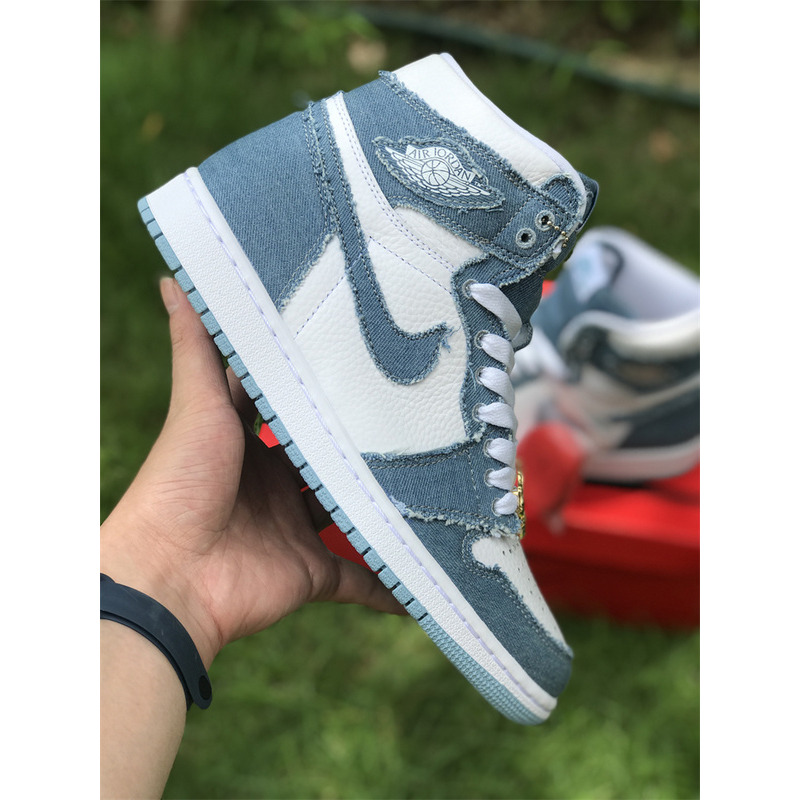 Jordan 1 Retro High Hyper Royal GS Denim