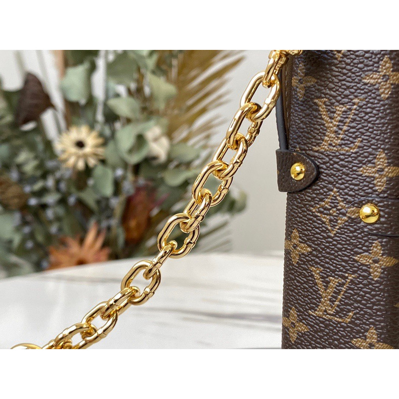 LV Vertical Trunk Pochette 11.0 X 17.5 X 3.5 Cm