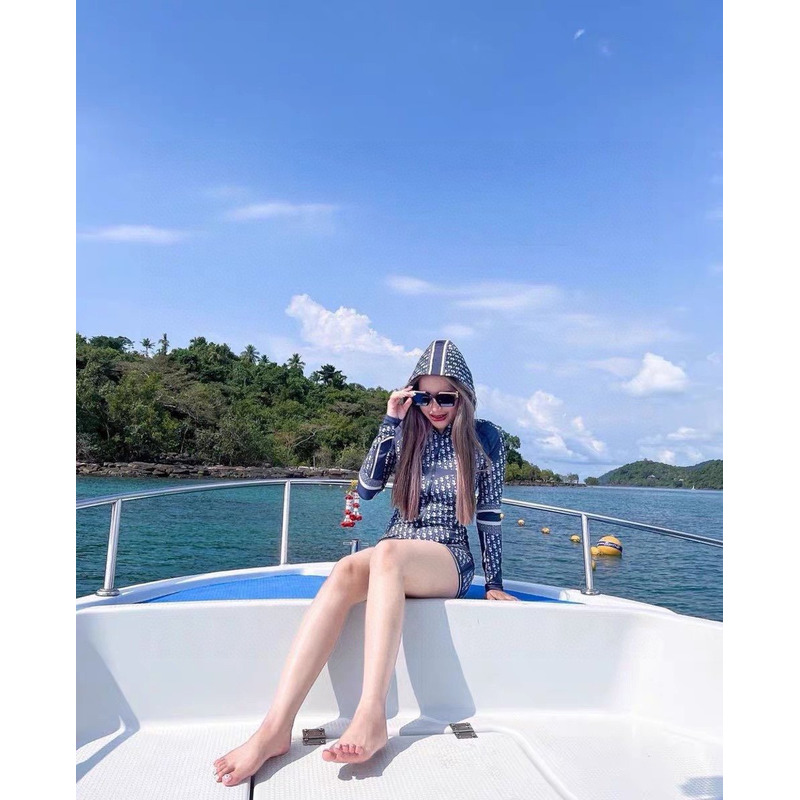 D*or bikini long sleeve one-piece swimsuit logo print