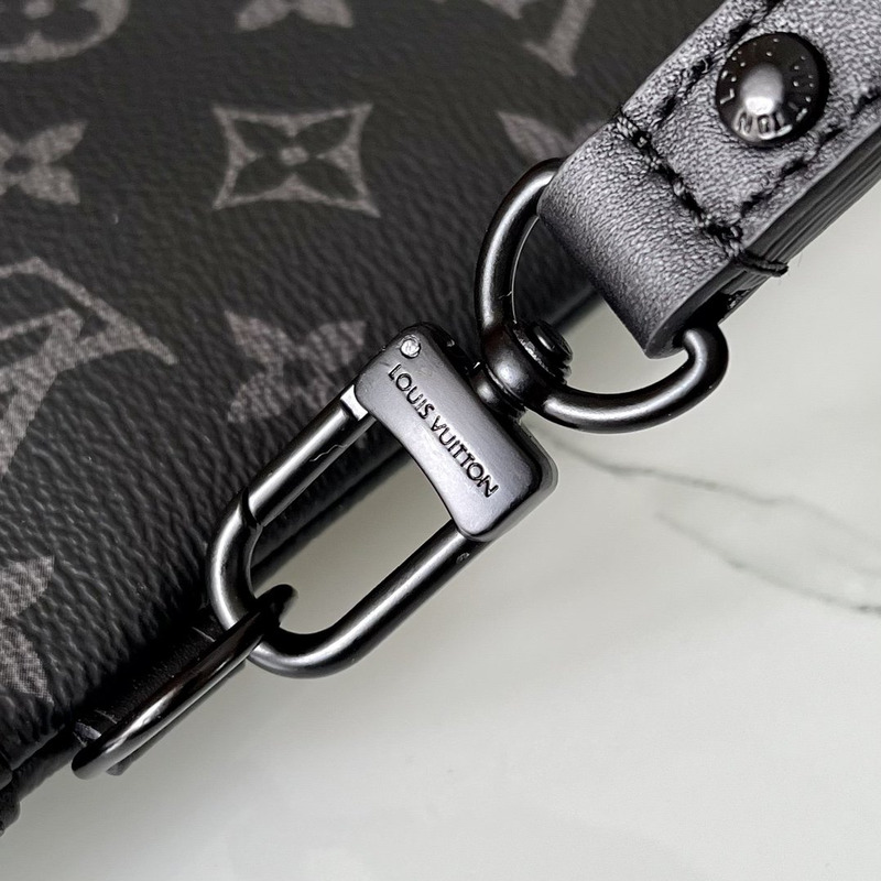 LV Pochette To-Go M81569
