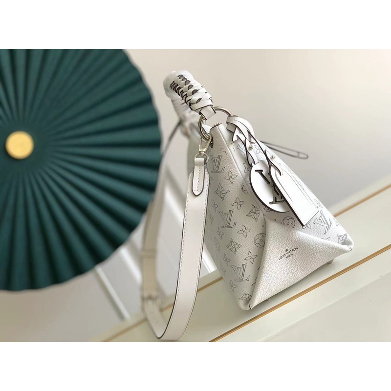 l**is V*t*n beaubourg hobo leather handbag  white m56073