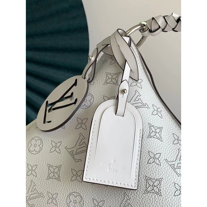 l**is V*t*n beaubourg hobo leather handbag  white m56073