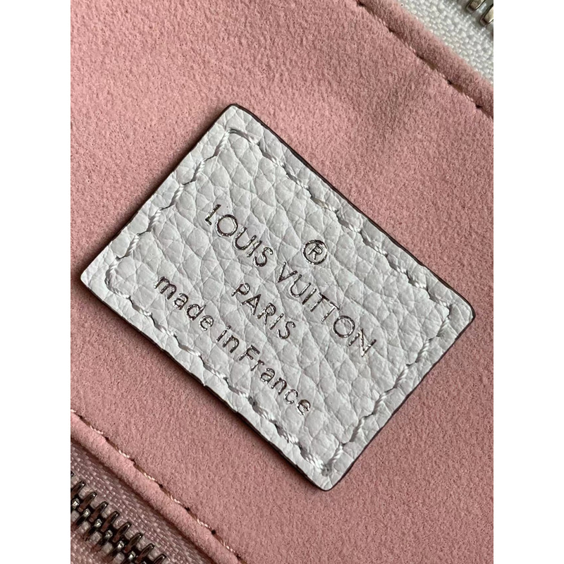 l**is V*t*n beaubourg hobo leather handbag  white m56073