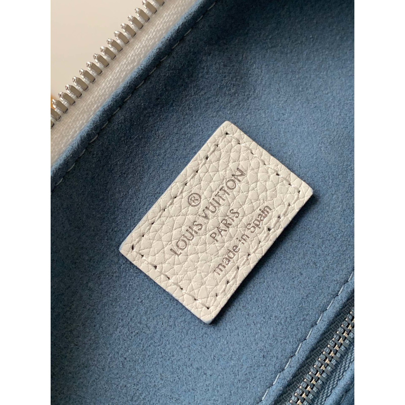 l**is V*t*n beaubourg hobo leather handbag  white m56073