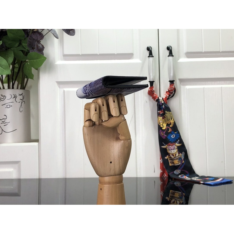 LV  Pocket Wallet M81413