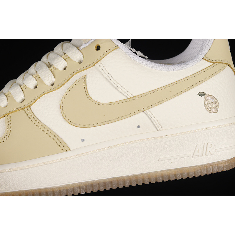 Nike Air Force 1 07 AA6902-700