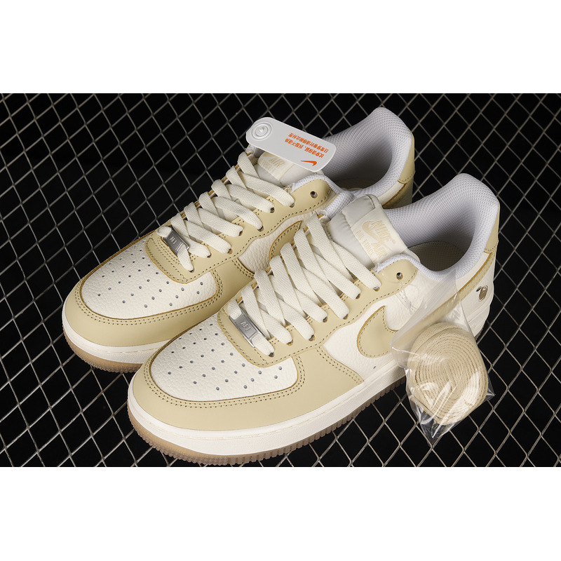 Nike Air Force 1 07 AA6902-700