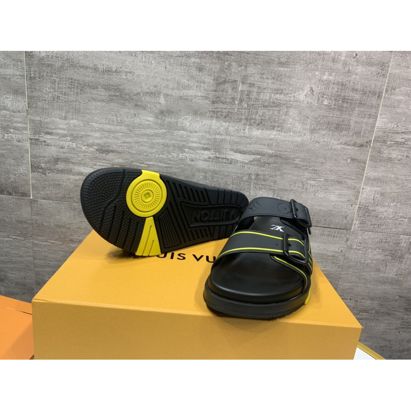 LV Trainer Mule Black