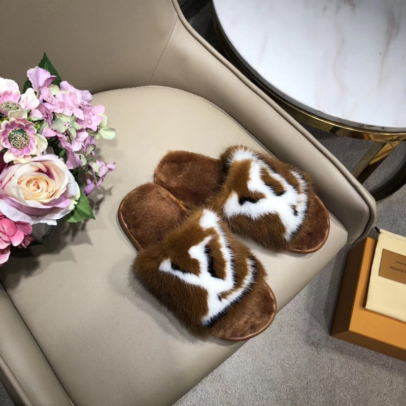 LV Homey Mink Flat Slippers Natural 1A5SZP