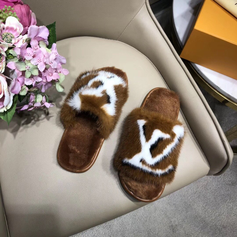 LV Homey Mink Flat Slippers Natural 1A5SZP
