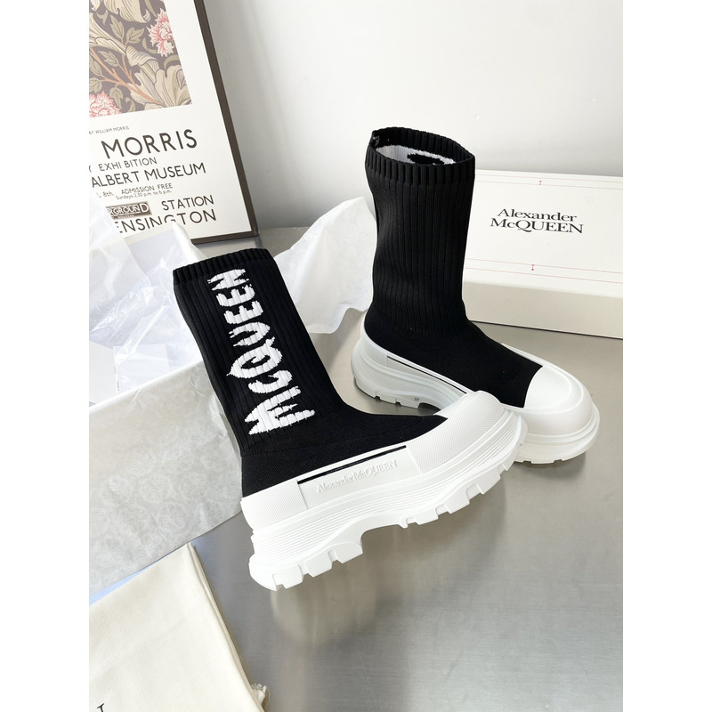 Alexander Mcqueen Graffiti Knitted Tread Slick Boot Black