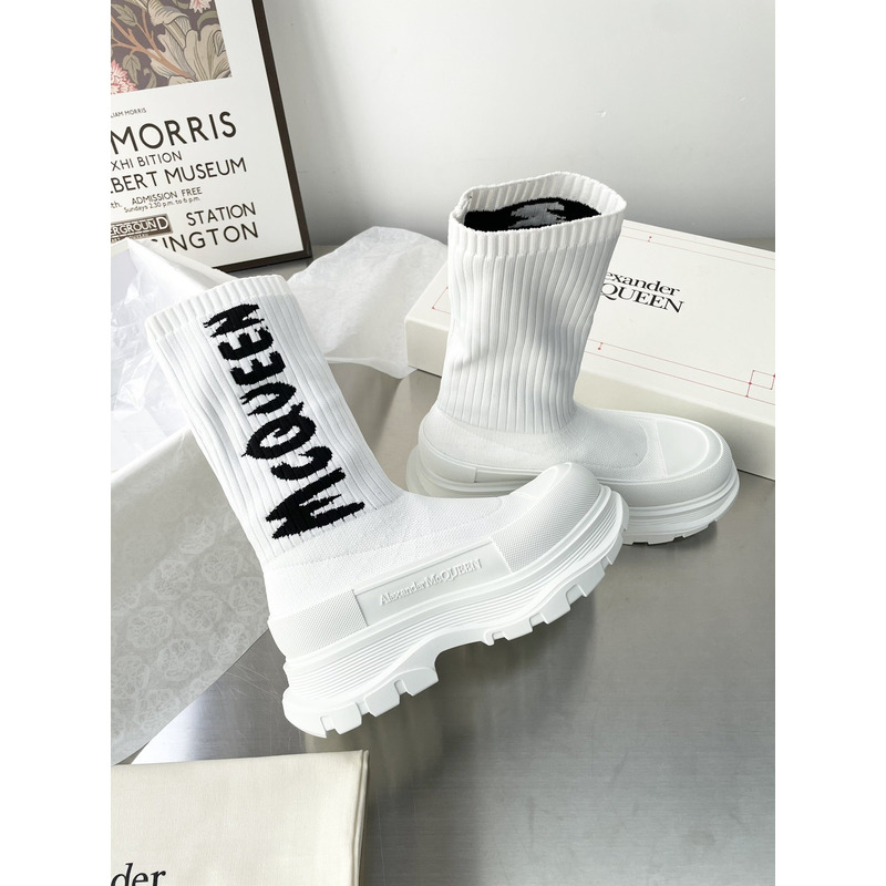 Alexander Mcqueen Graffiti Knitted Tread Slick Boot White