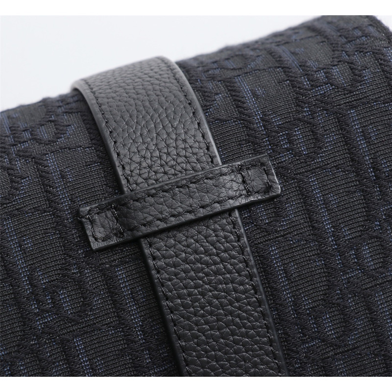 D*or D*or messenger bag oblique jacquard in beige&black