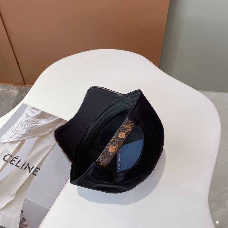 l**is V*t*n embroidered logo hat black