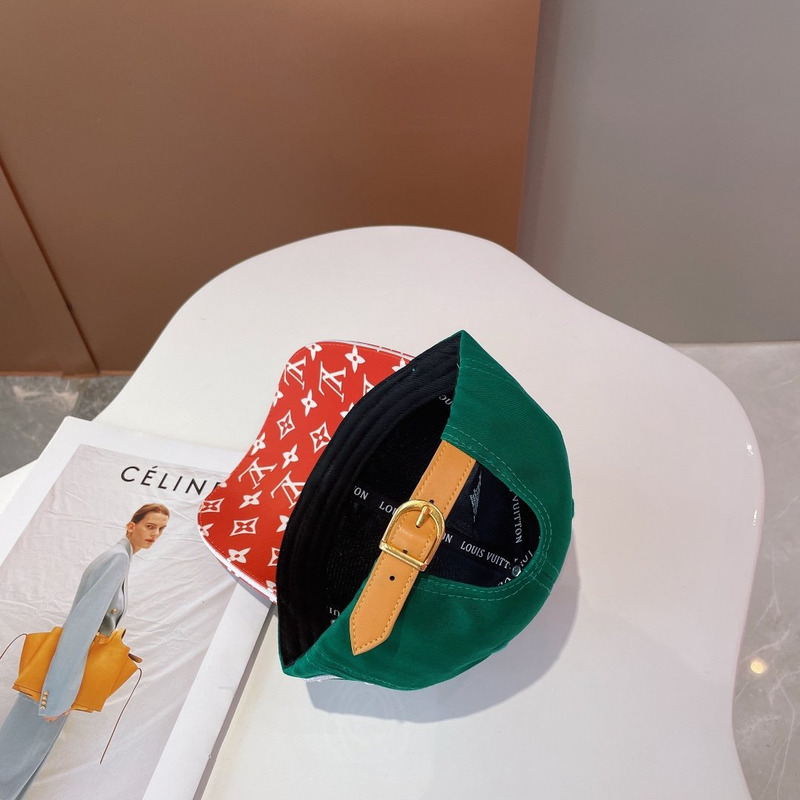 l**is V*t*n monogram print hat red green