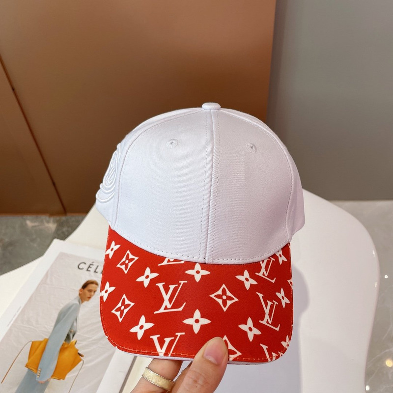 l**is V*t*n monogram print hat red white