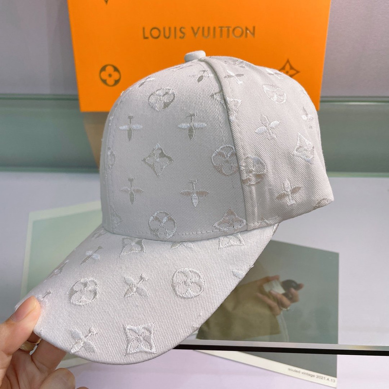 l**is V*t*n emroidered monogram hat white