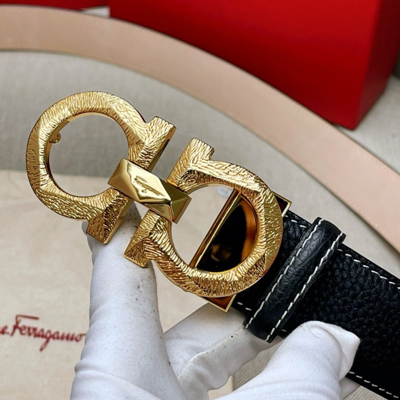 Ferragamo Reversible and Adjustable Gancini Belt Gold Black&Gold