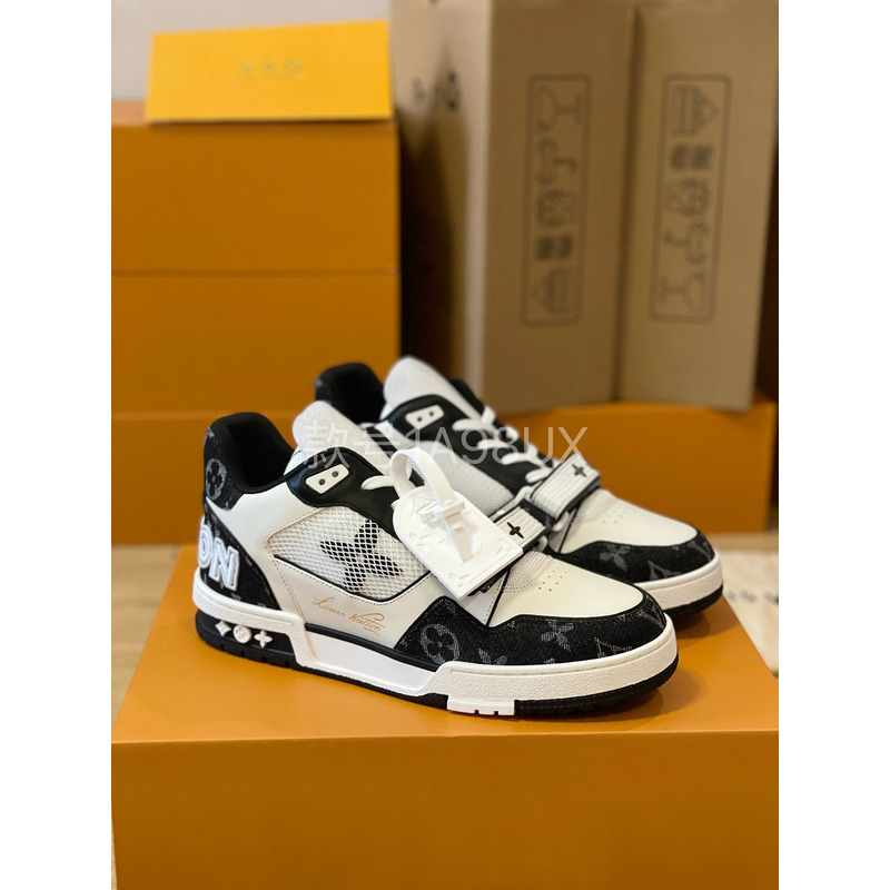 l**is V*t*n trainer sneaker low white dark blue