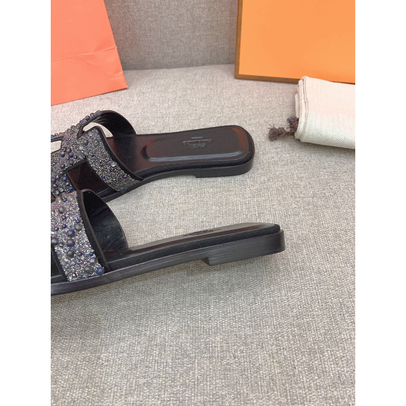 H**mes oran sandals in crystal powder