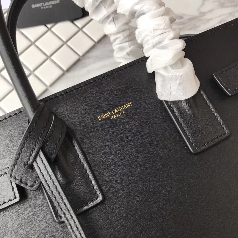 saint laurent saint laurent new sac de jour large Di*m*nd white line organ bag collection handbag black