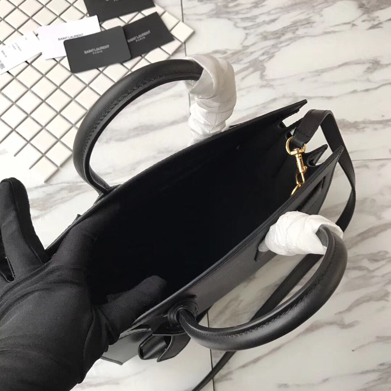 saint laurent saint laurent new sac de jour large Di*m*nd white line organ bag collection handbag black