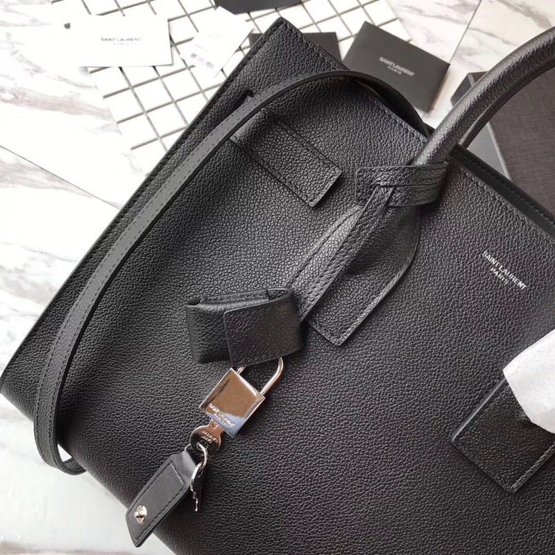 saint laurent new sac de jour Di*m*nd organ bag collection tote bag black