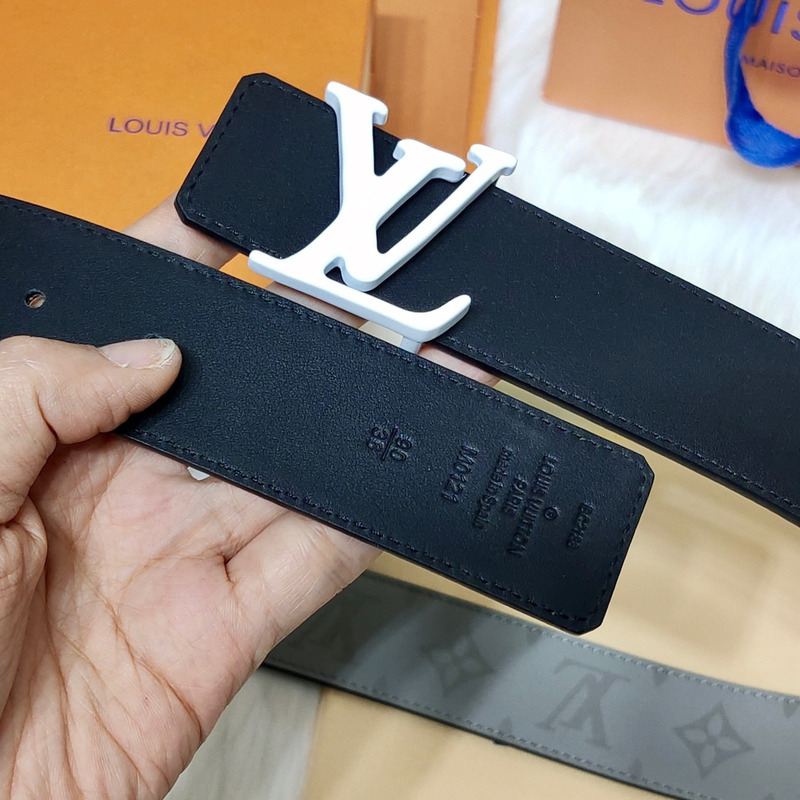 l**is V*t*n white lv lock leather belt grey