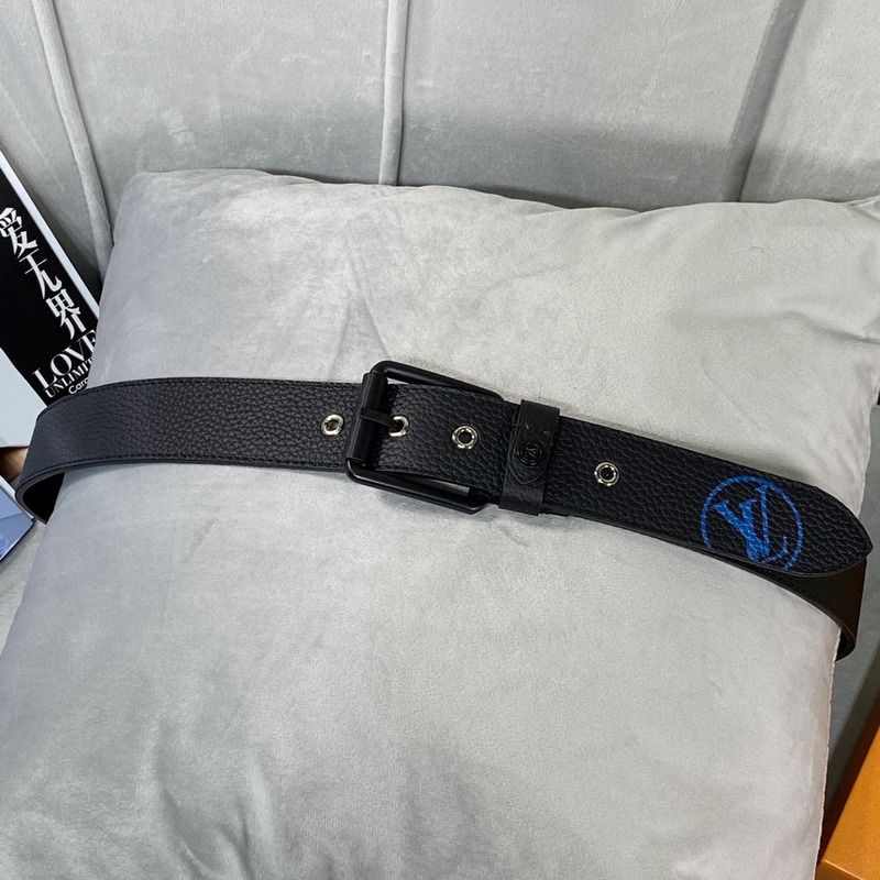 l**is V*t*n 35mm belt with blue logo black