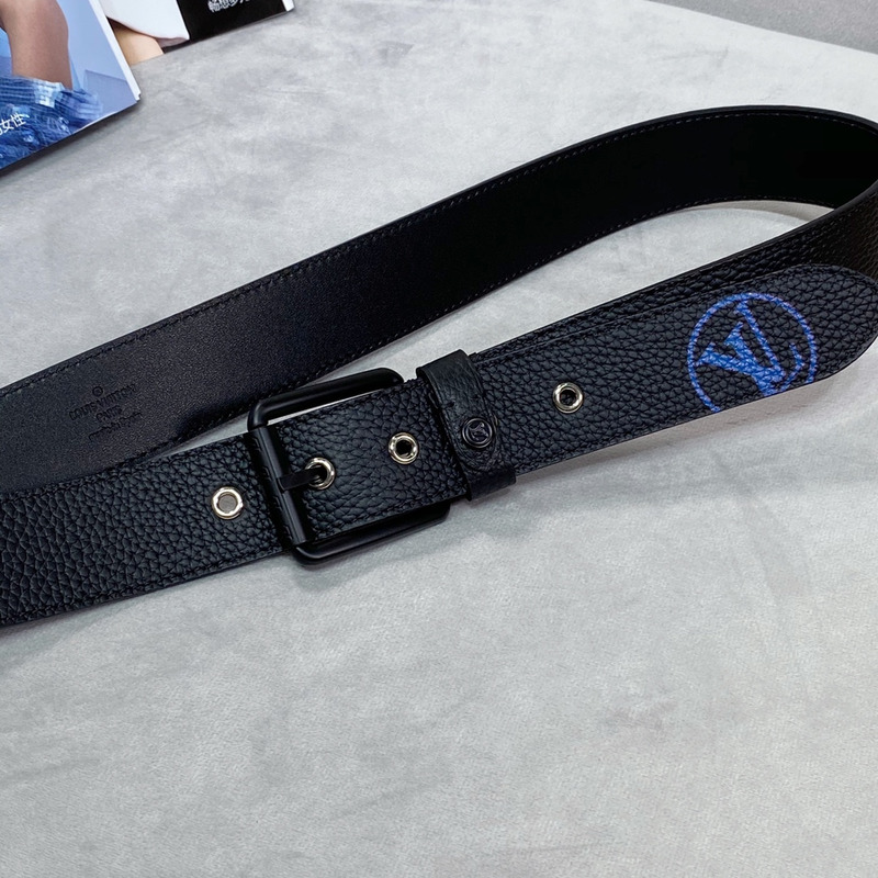 l**is V*t*n 35mm belt with blue logo black