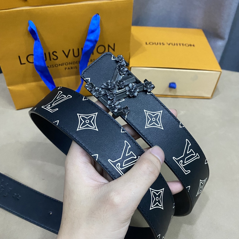 LV PYRAMIDE BLACK FLOWER 40MM REVERSIBLE BELT