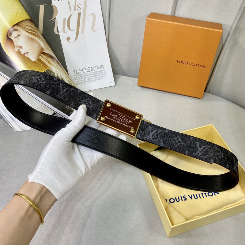 l**is V*t*n belt neo inventeur reversible