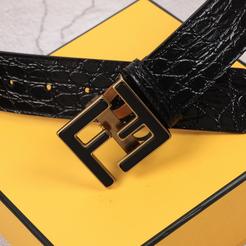 F**di leather belt gold black