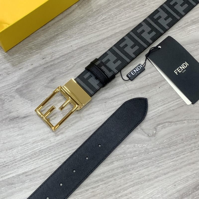 F**di leather belt gold
