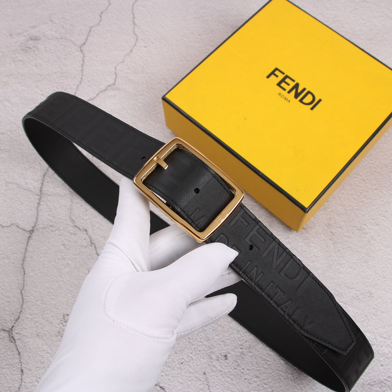 F**di  gold logo belt