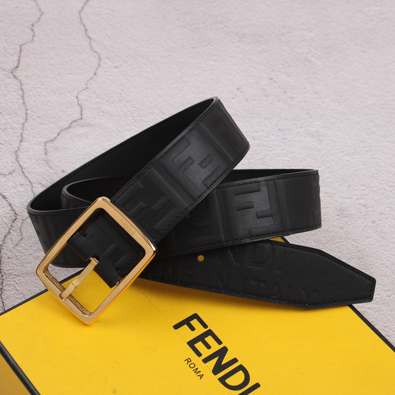 F**di  gold logo belt
