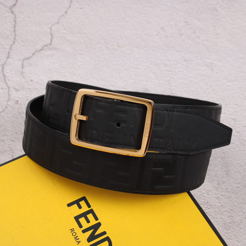F**di  gold logo belt