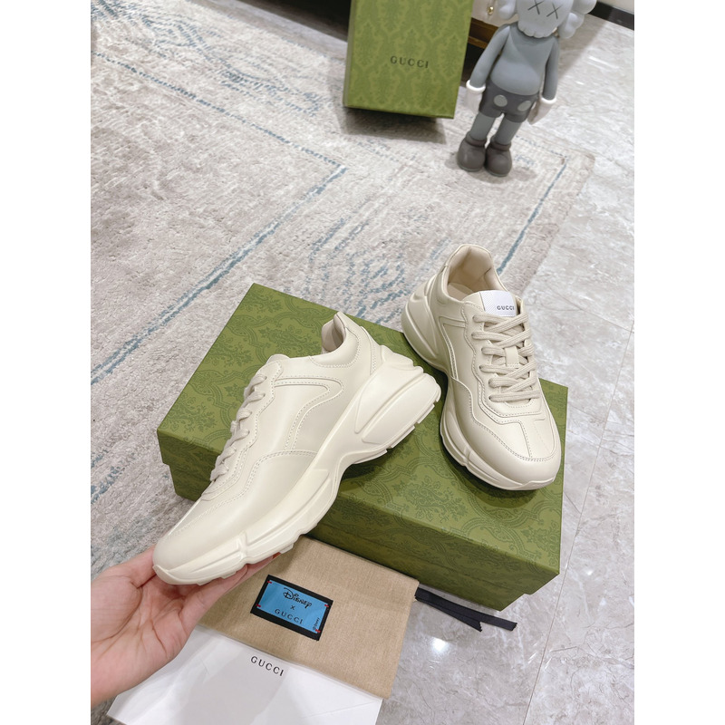 G*u*i tigger print sneaker white