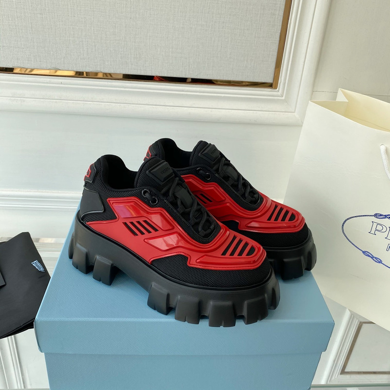 Pra*a cloudbust thunder sneaker black red