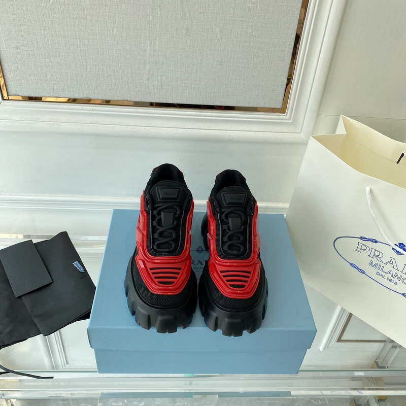 Pra*a cloudbust thunder sneaker black red