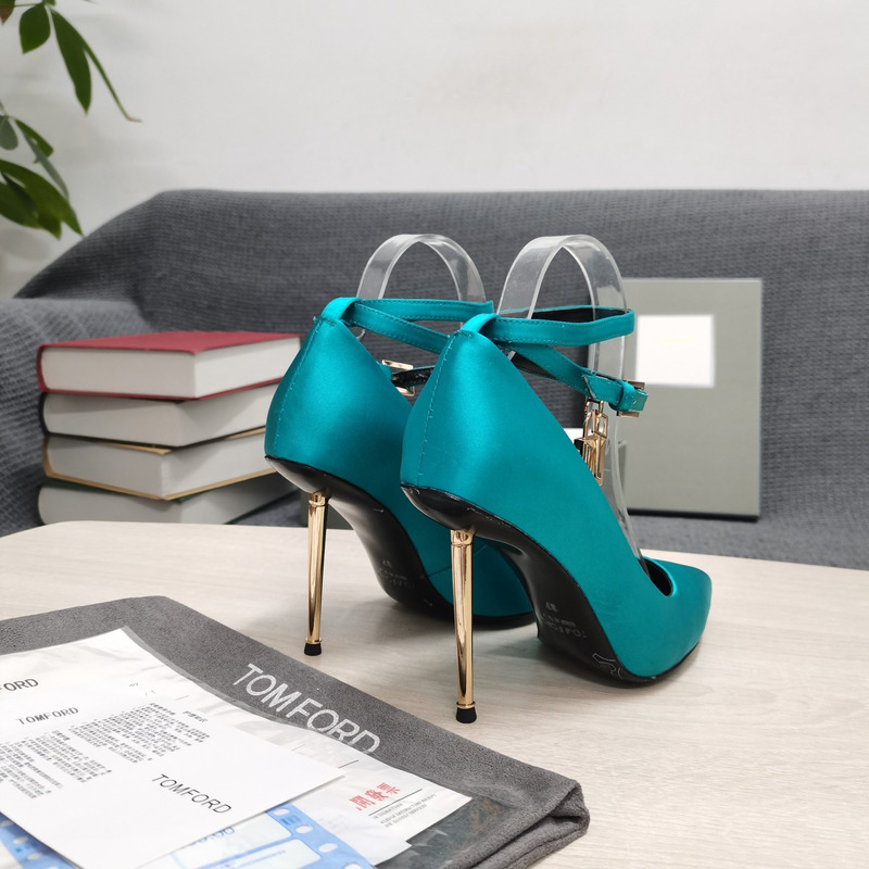 Tom Ford Padlock leather pumps in Turquoise