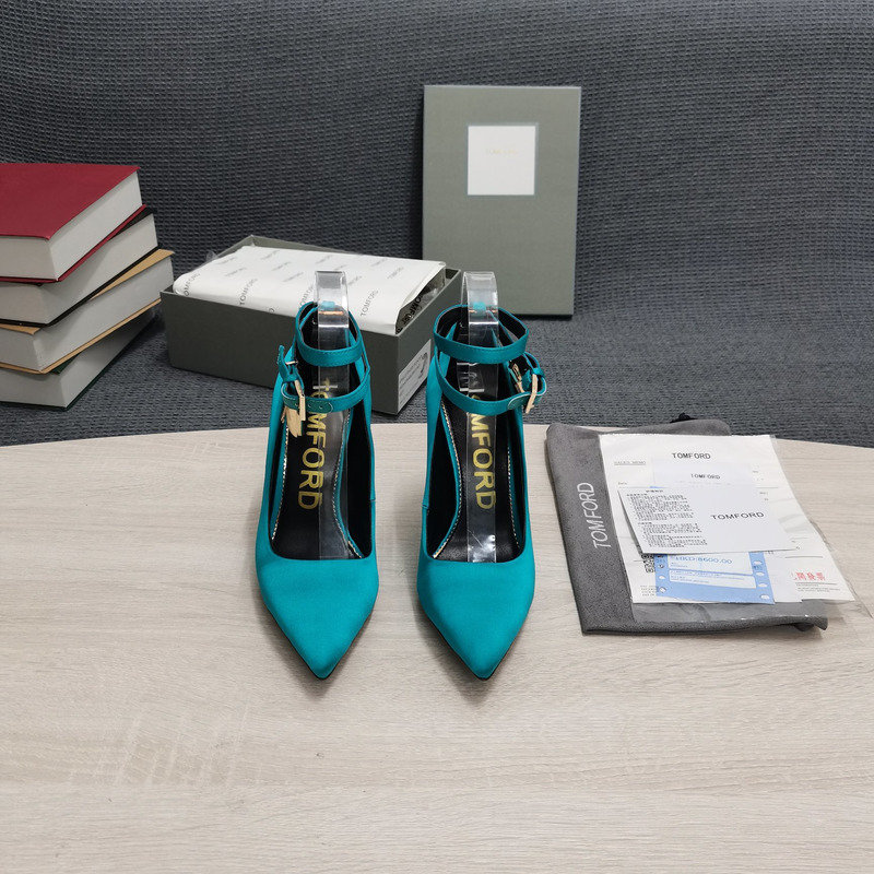 Tom Ford Padlock leather pumps in Turquoise