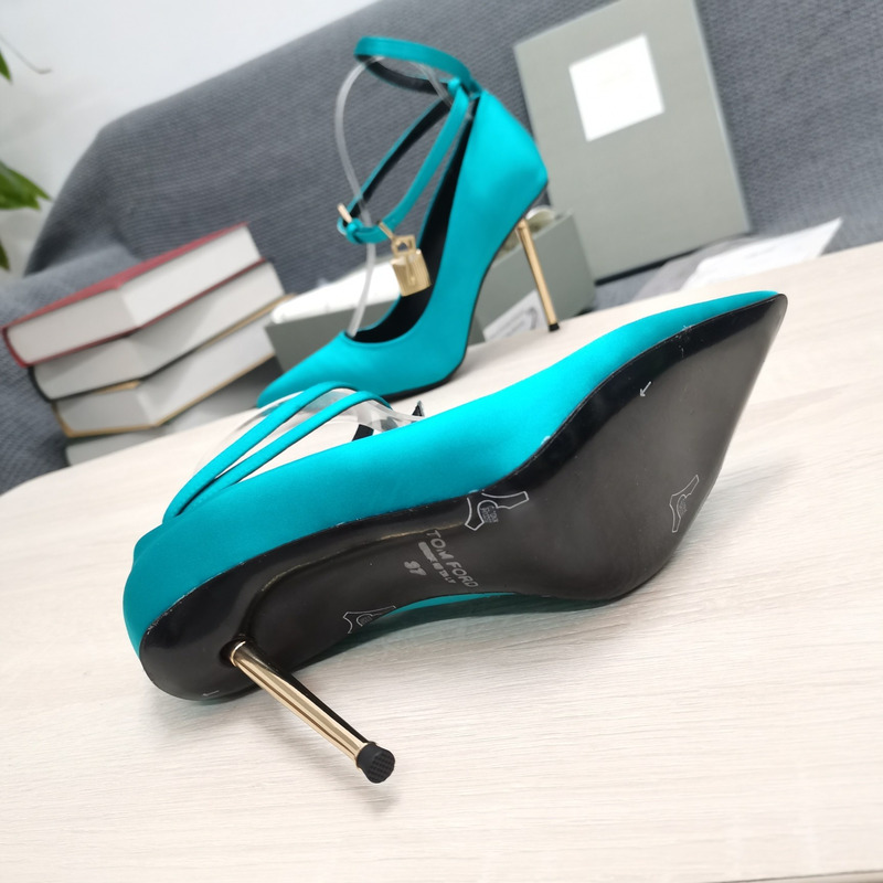 Tom Ford Padlock leather pumps in Turquoise