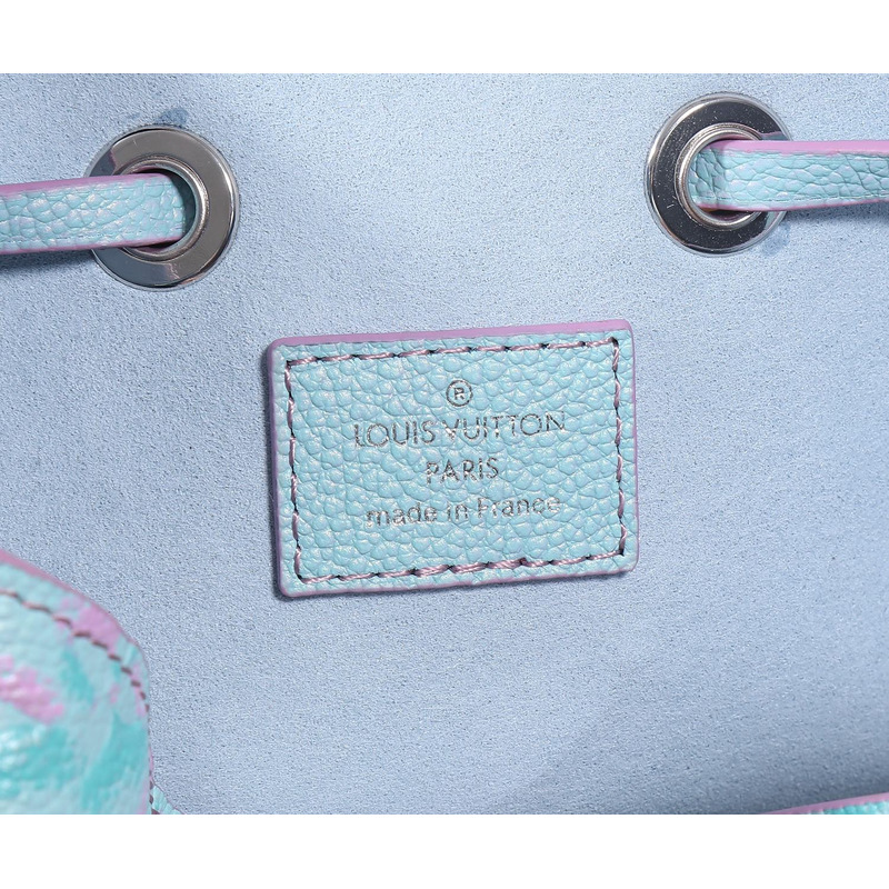 l**is V*t*n neonoe bb bucket bag blue