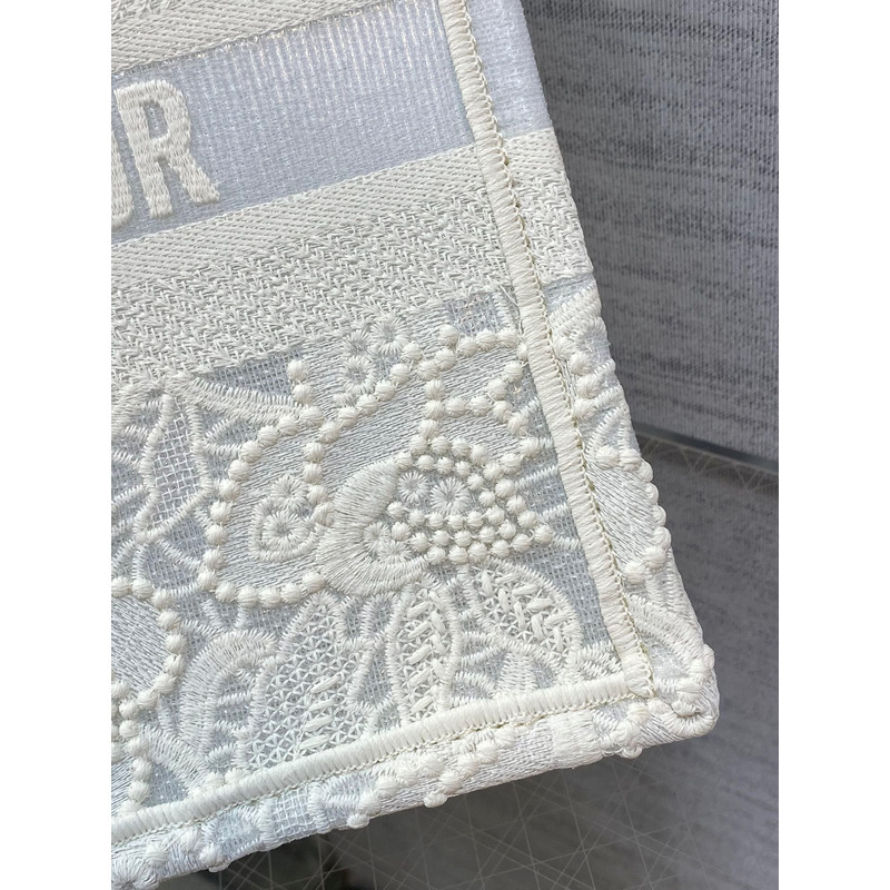 D*or book tote natural macramé-effect embroidery