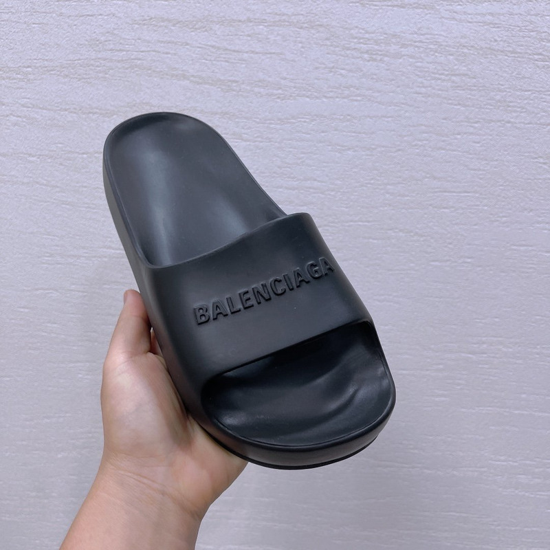 Ba*len*cia*ga logo rubber platform sandals black