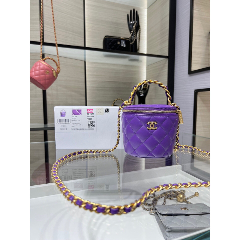 Ch*el Ch*el chain cosmetic bag leather & gold-tone metal purple