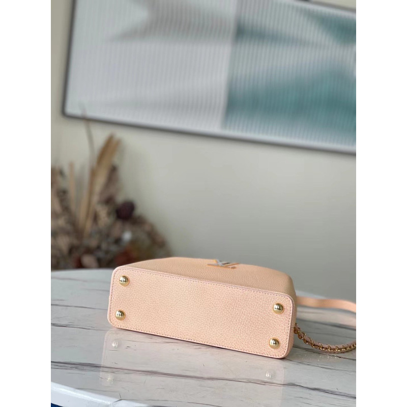 l**is V*t*n capucines bb flesh pink