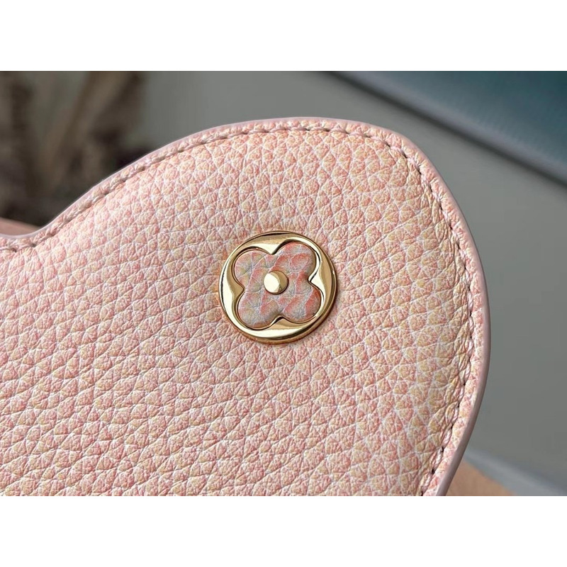 l**is V*t*n capucines bb flesh pink